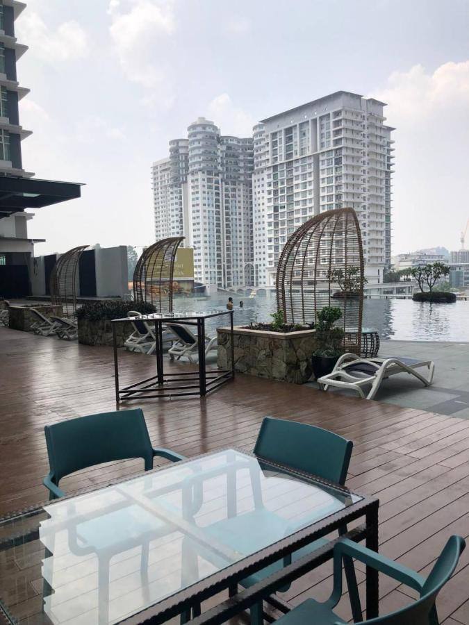 Backpackers Cozy Apartment Kl Sentral Куала-Лумпур Экстерьер фото