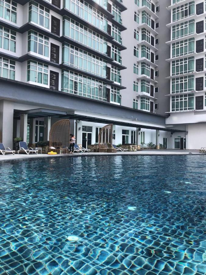 Backpackers Cozy Apartment Kl Sentral Куала-Лумпур Экстерьер фото