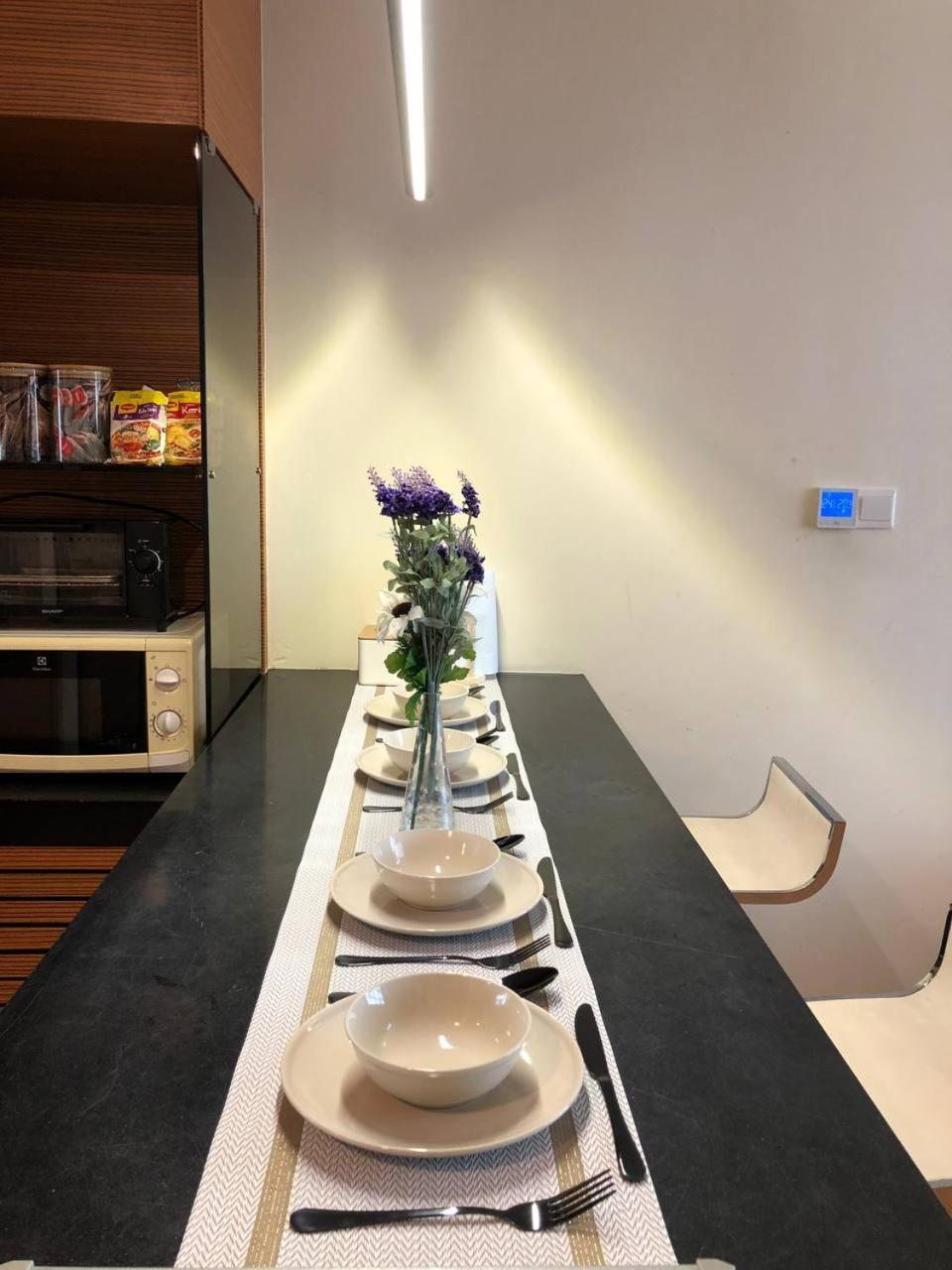 Backpackers Cozy Apartment Kl Sentral Куала-Лумпур Экстерьер фото
